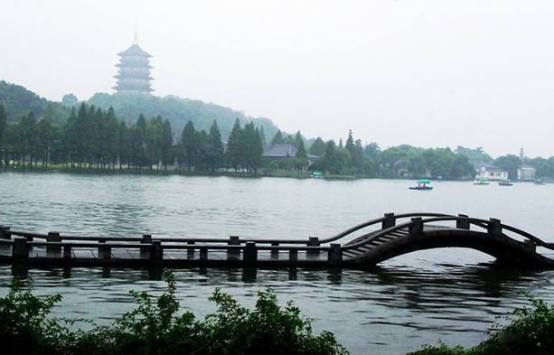 （南浔、 西湖、花港观鱼、杭州西溪湿地二日游）含南浔，西溪湿地门票，西湖